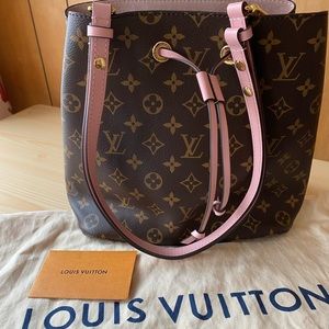 Authentic LOUIS VUITTON Handbag NEONOE Rose Poudre